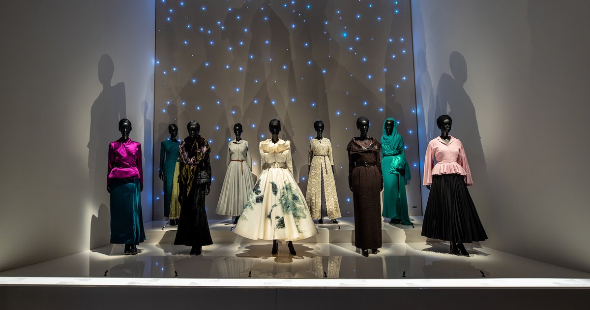 East Meets West in Fashion: Sheikha Moza and Dior - Qatar Museums