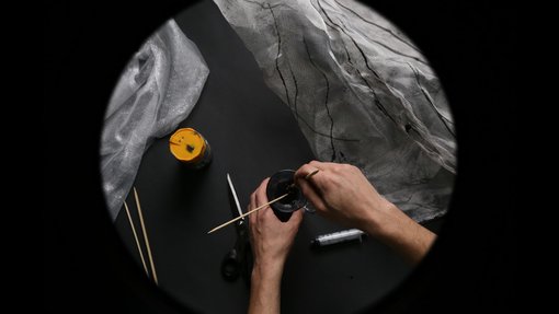 Decorating fabric with ink