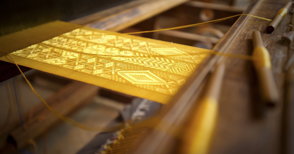 Golden Spider Silk - Museum of Islamic Art