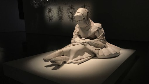 Sculpture by Hana Al-Saadi.