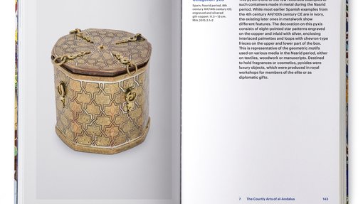 Two open pages of a book showing an octagonal pyxis